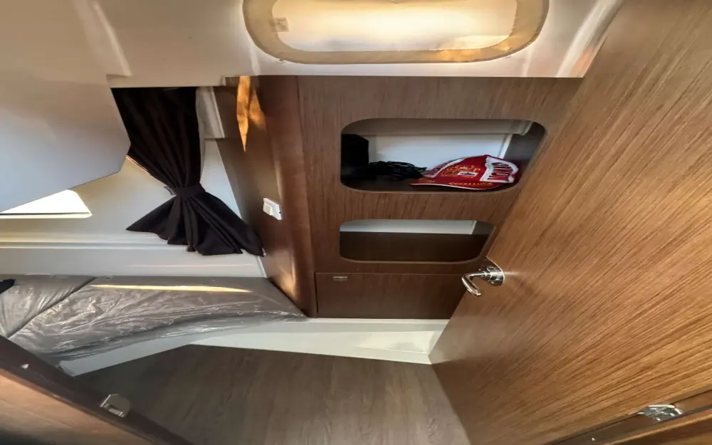 slider 14 Beneteau Antares 9 OB