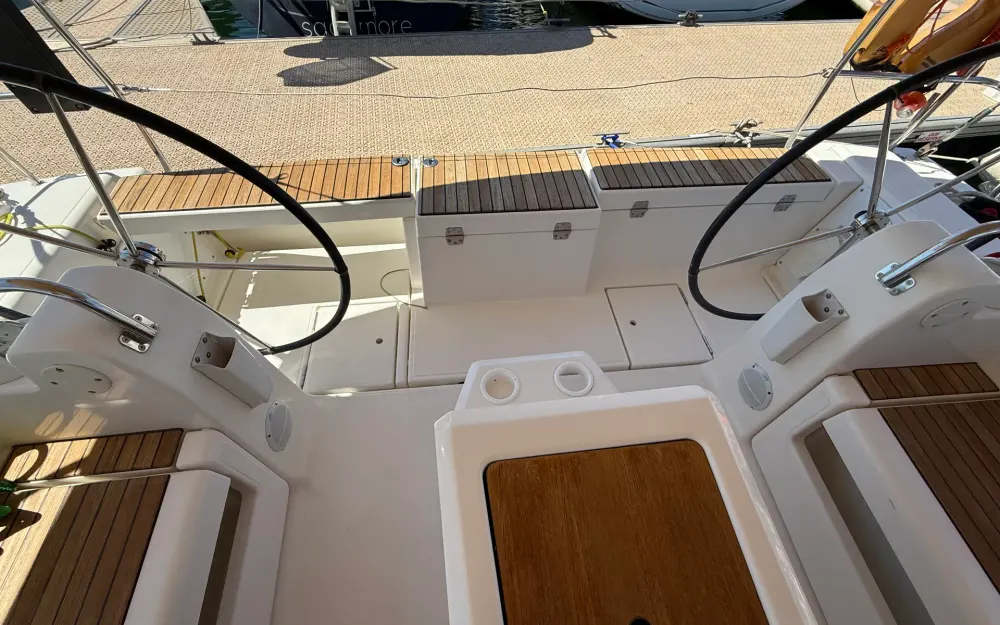 slider 11 Dufour  412 Grand Large