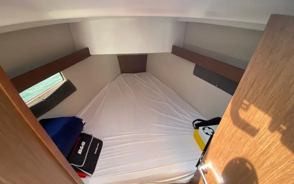slider 16 Beneteau Oceanis 34.1