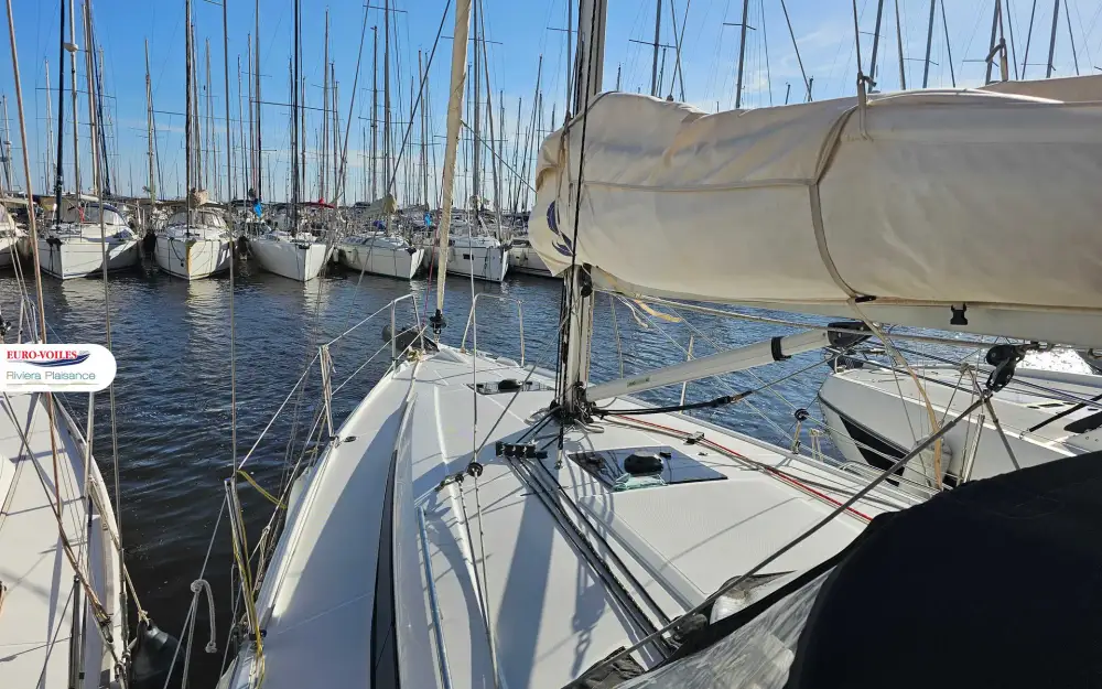 slider 2 Beneteau Oceanis 34.1