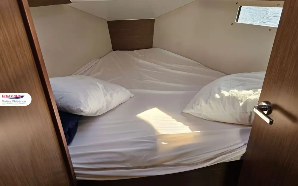 slider 6 Beneteau Oceanis 34.1