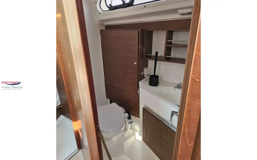 slider 8 Beneteau Oceanis 34.1
