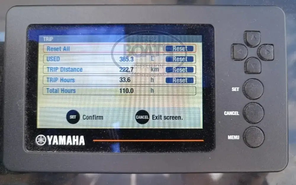 slider 6 Jeanneau Merry Fisher 895