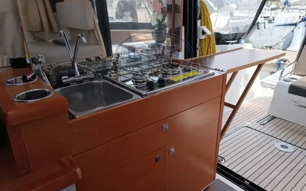 slider 7 Jeanneau Merry Fisher 895
