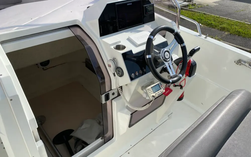 slider 4 Pacific Craft  670 Open