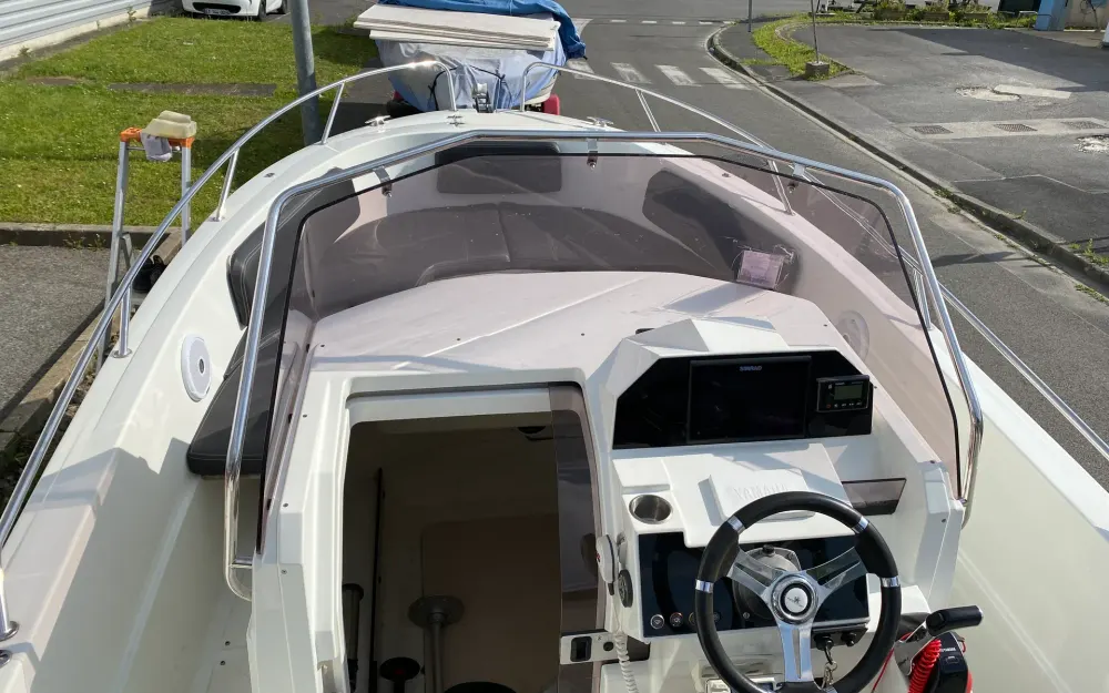 slider 5 Pacific Craft  670 Open
