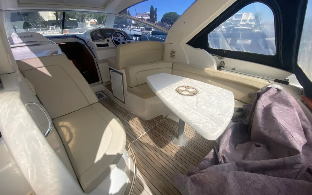 slider 1 Jeanneau Prestige 30 S