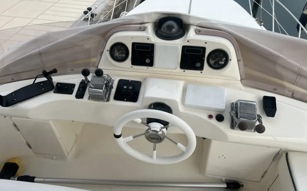 slider 28 Sealine Statesman 450
