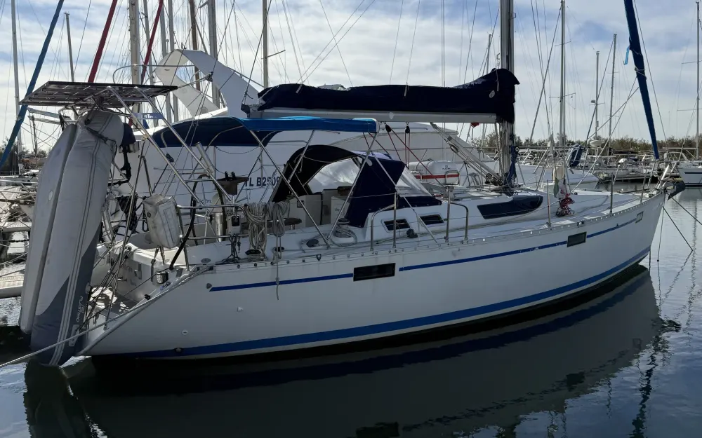 slider 0 Beneteau Oceanis 390