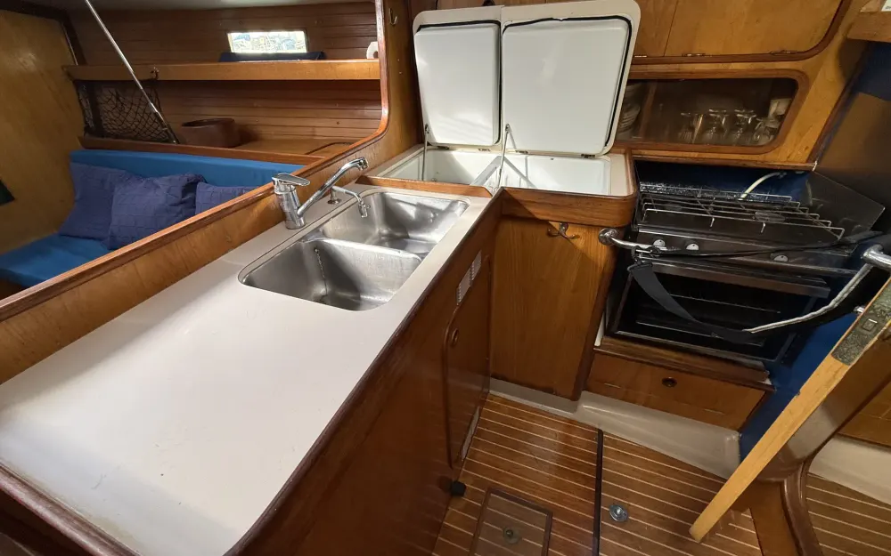 slider 11 Beneteau Oceanis 390