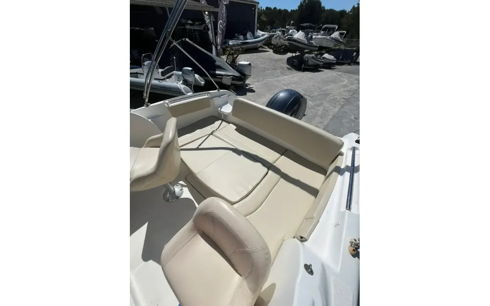 slider 22 Jeanneau Leader 625