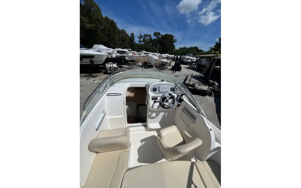 slider 29 Jeanneau Leader 625