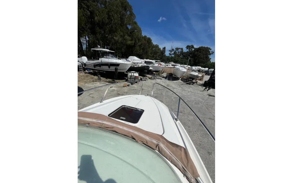 slider 31 Jeanneau Leader 625