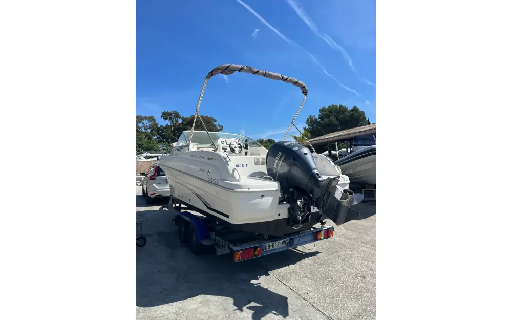 slider 2 Jeanneau Leader 625