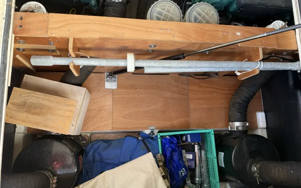 slider 14 Jeanneau Prestige 32 Fly