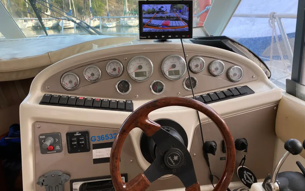 slider 3 Jeanneau Prestige 32 Fly