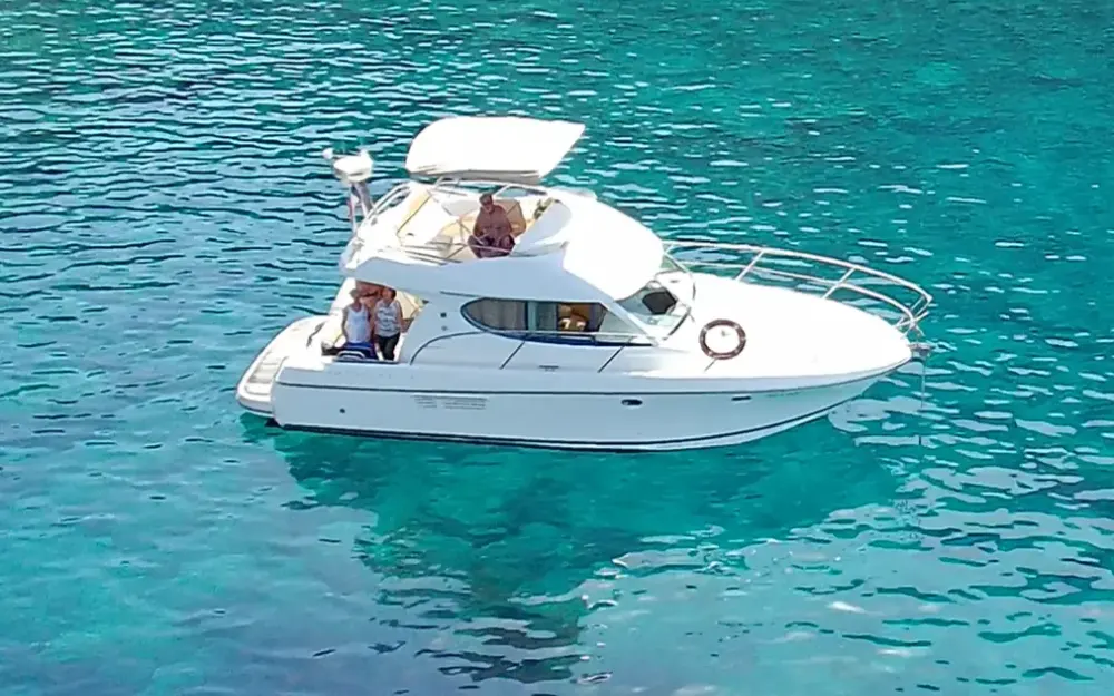 slider 0 Jeanneau Prestige 32 Fly