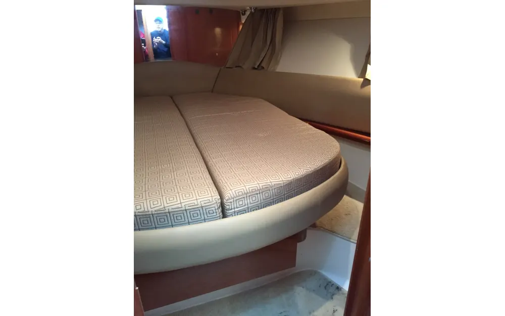 slider 7 Jeanneau Prestige 32 Fly