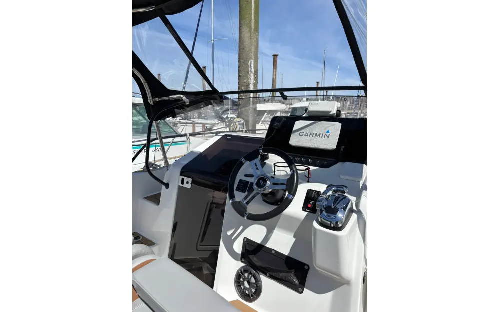 slider 4 Beneteau Flyer 8 SUNdeck