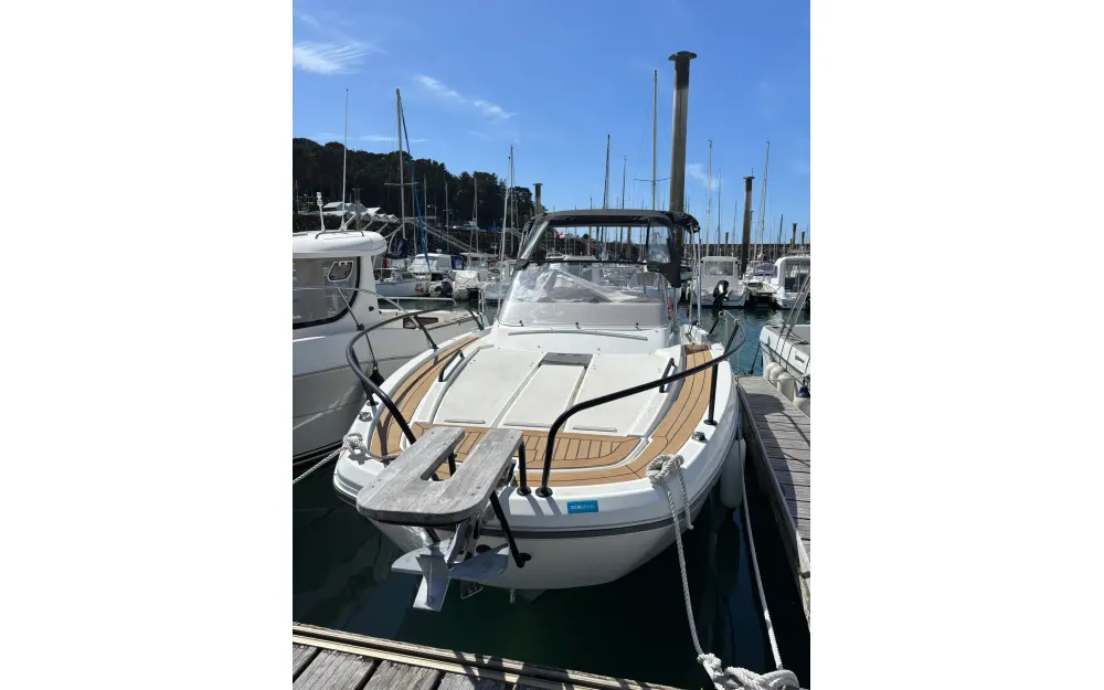 slider 2 Beneteau Flyer 8 SUNdeck