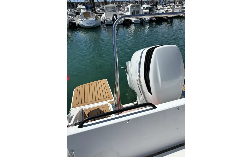 slider 8 Beneteau Flyer 8 SUNdeck