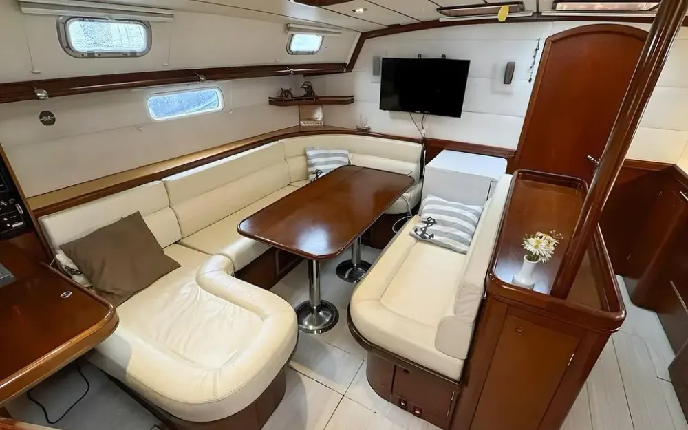 slider 2 Beneteau  50