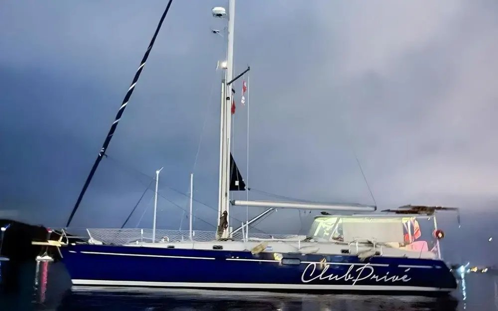 slider 4 Beneteau  50