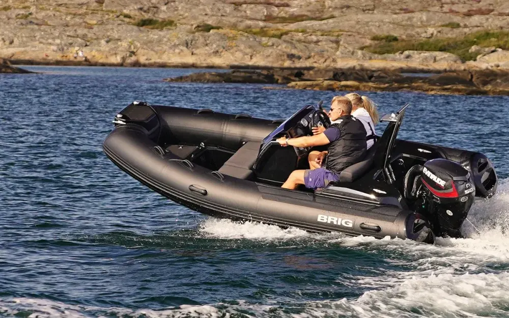 slider 14 Brig Eagle 4
