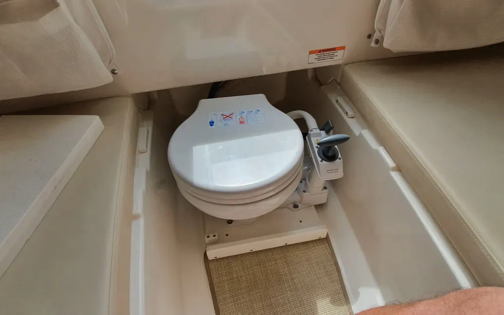 slider 9 Bayliner  742 Cuddy