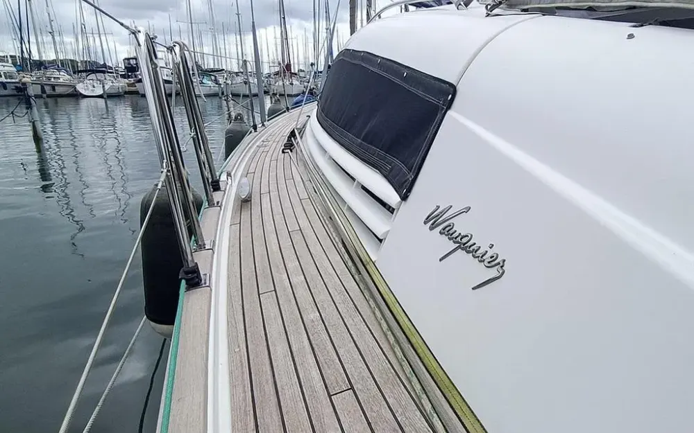 slider 11 Wauquiez Pilot Saloon 47