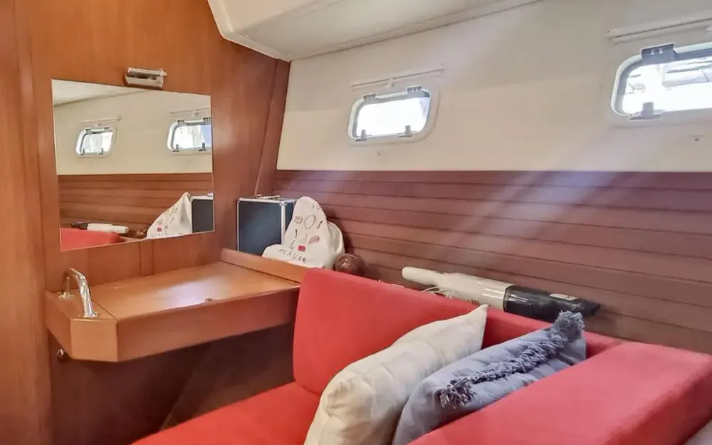 slider 23 Wauquiez Pilot Saloon 47