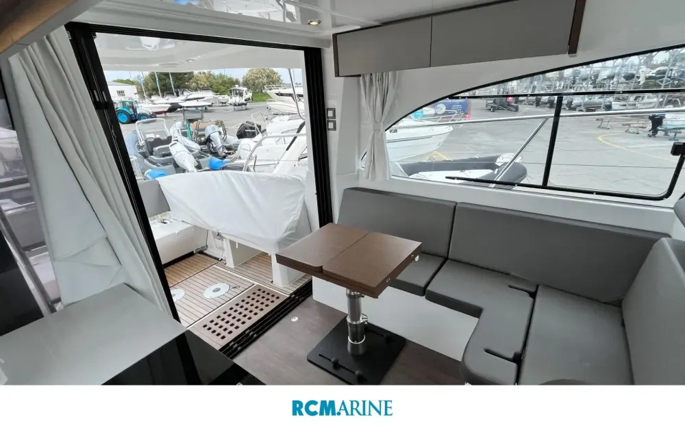 slider 12 Beneteau Antares 11 Fly