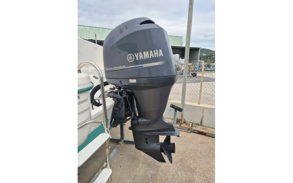 slider 2 Jeanneau Leader 605