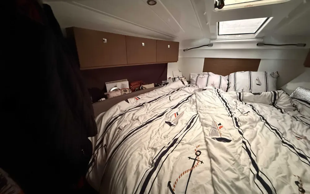 slider 18 Beneteau Antares 9 OB