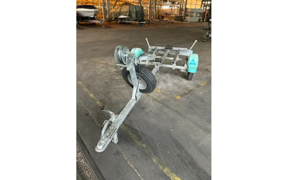 slider 1 Remorque Nautilus N270 AP