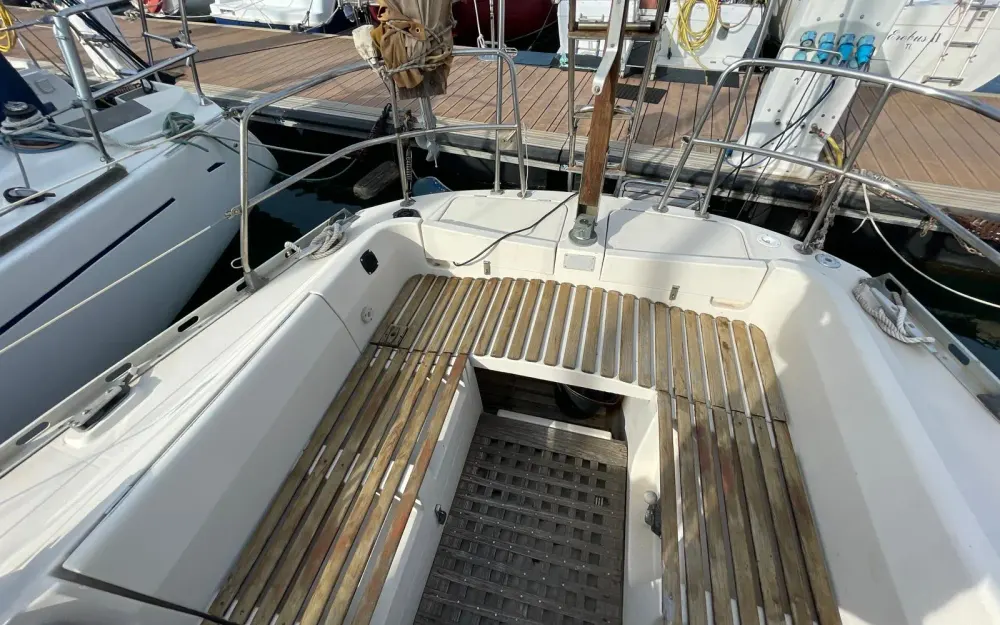 slider 4 Beneteau First 32