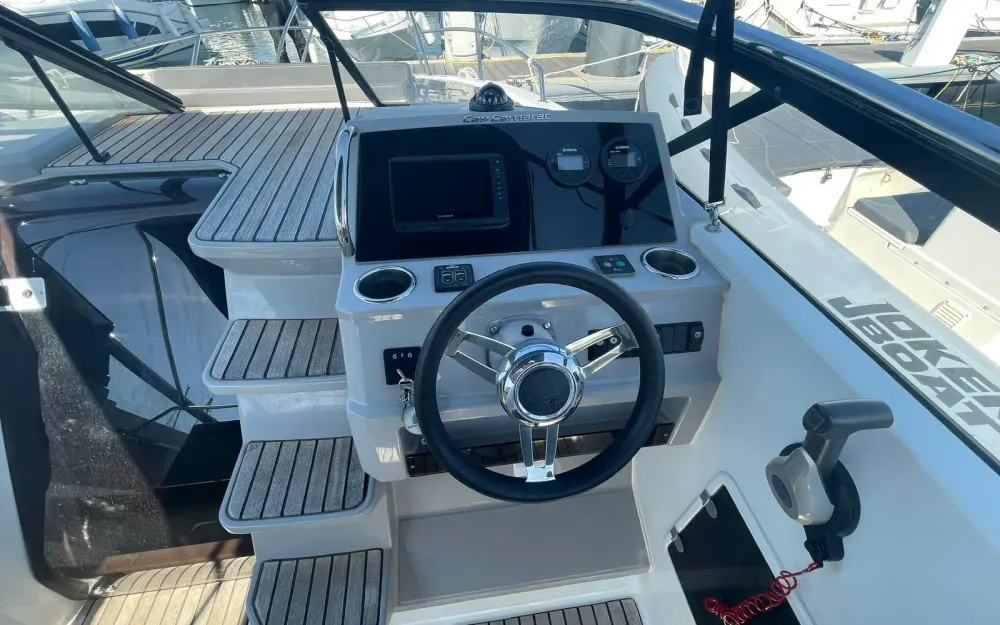 slider 15 Jeanneau Cap Camarat 7.5 DC