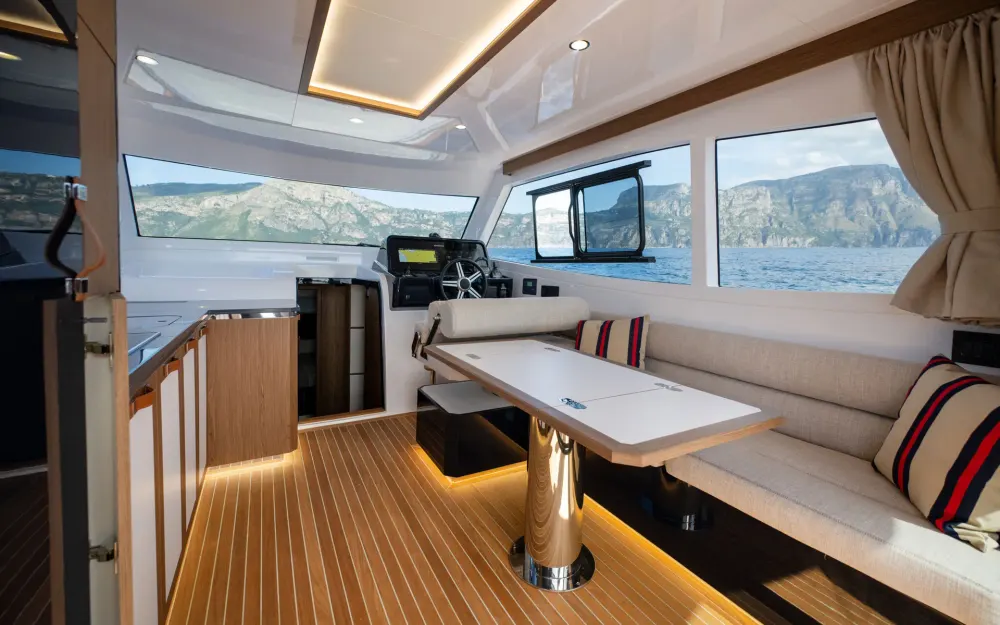 slider 13 Apreamare GOZZO 48 CABIN