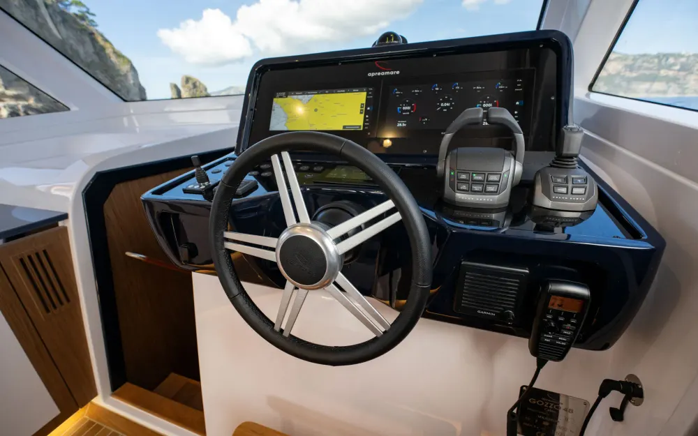 slider 15 Apreamare GOZZO 48 CABIN