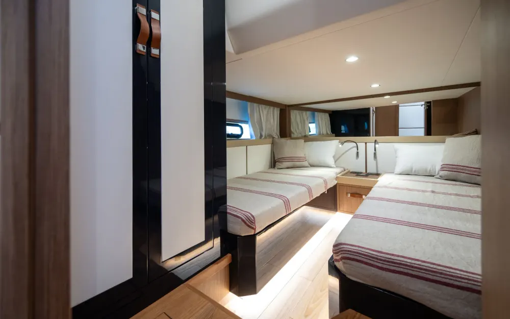 slider 18 Apreamare GOZZO 48 CABIN