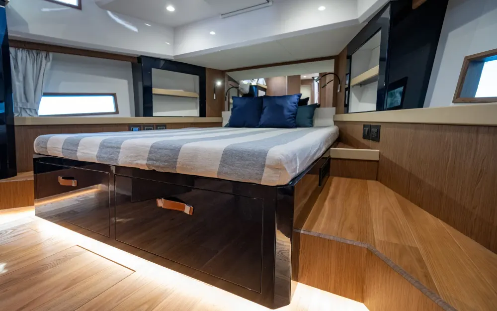 slider 16 Apreamare GOZZO 48 CABIN