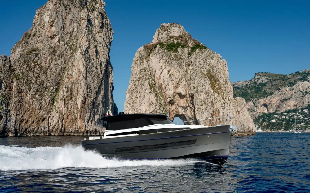 slider 1 Apreamare GOZZO 48 CABIN