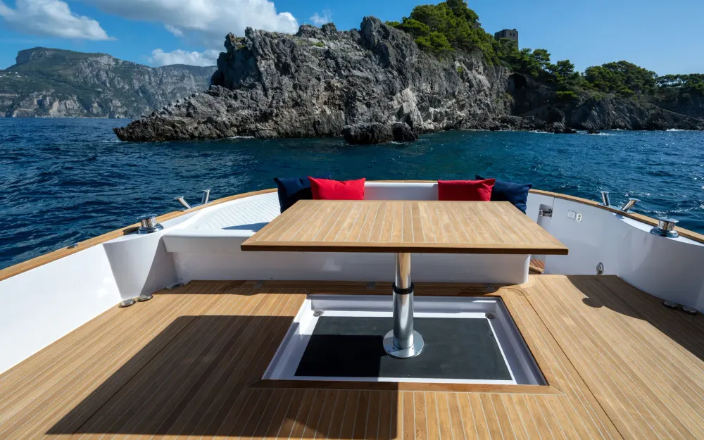 slider 11 Apreamare GOZZO 48 CABIN