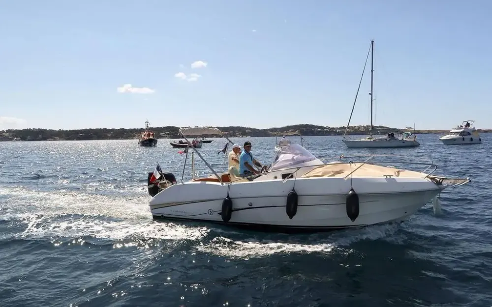 slider 0 Beneteau Flyer 750 Sun Deck