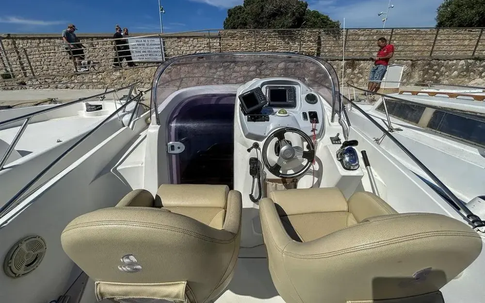 slider 14 Beneteau Flyer 750 Sun Deck