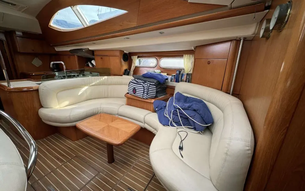 slider 43 Jeanneau Sun Odyssey 54 DS