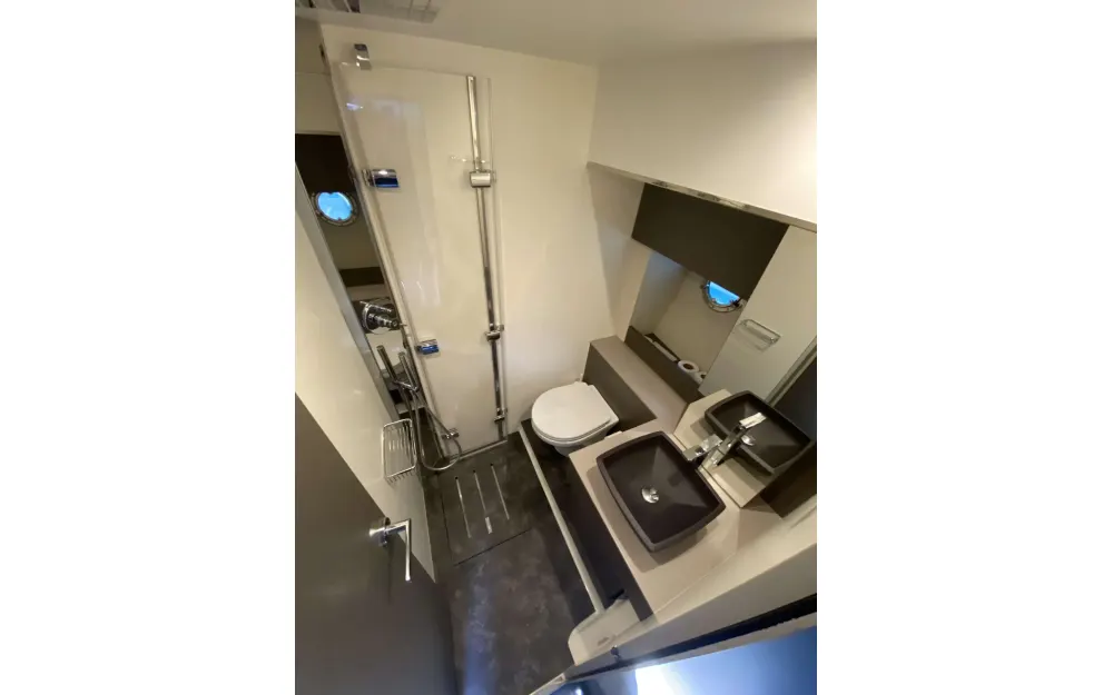 slider 28 Cranchi M 44 Hard Top
