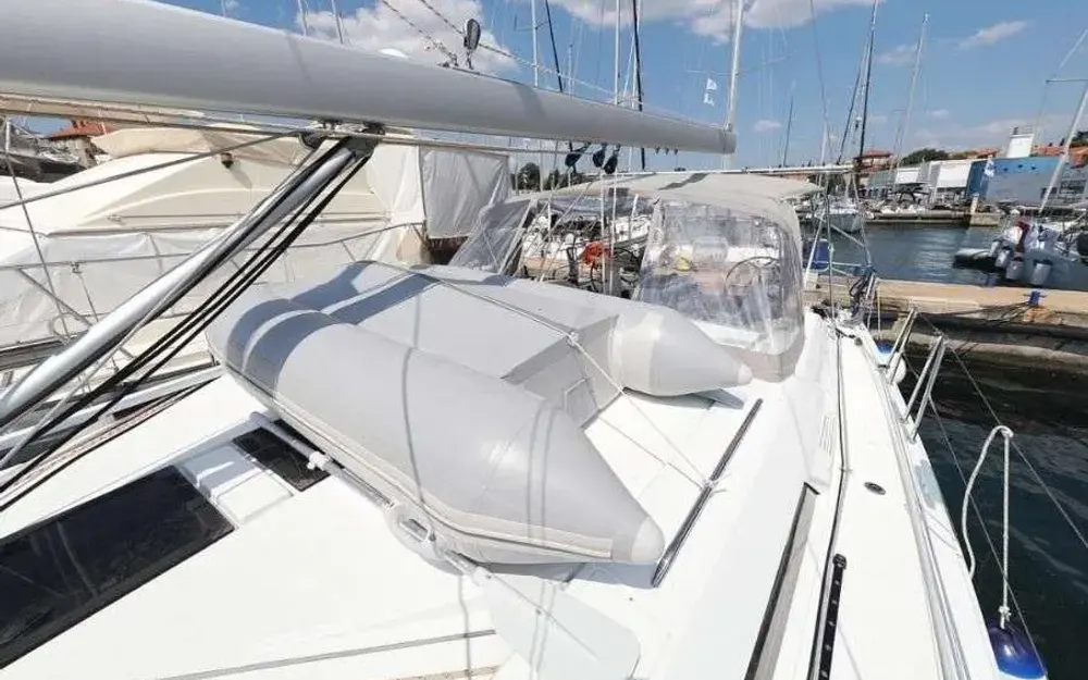 slider 1 Beneteau Oceanis 46.1