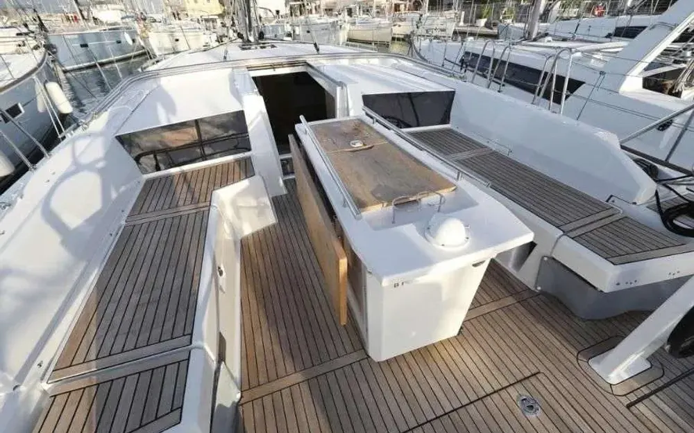 slider 2 Beneteau Oceanis 46.1