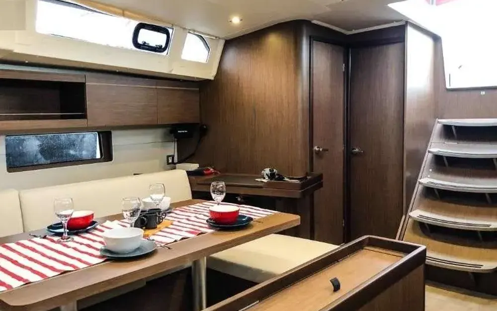 slider 3 Beneteau Oceanis 46.1